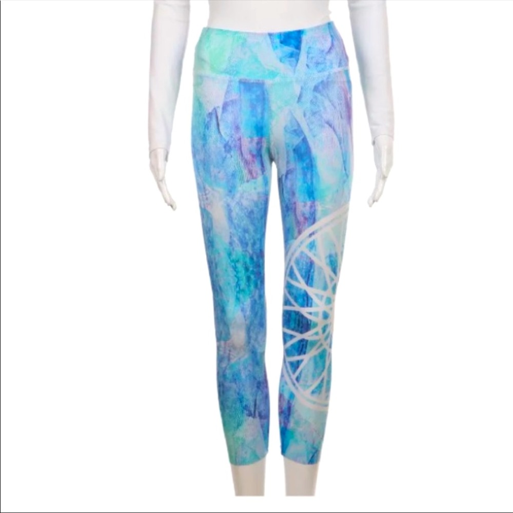 Soulcycle cropped tie dye blue leggings size M